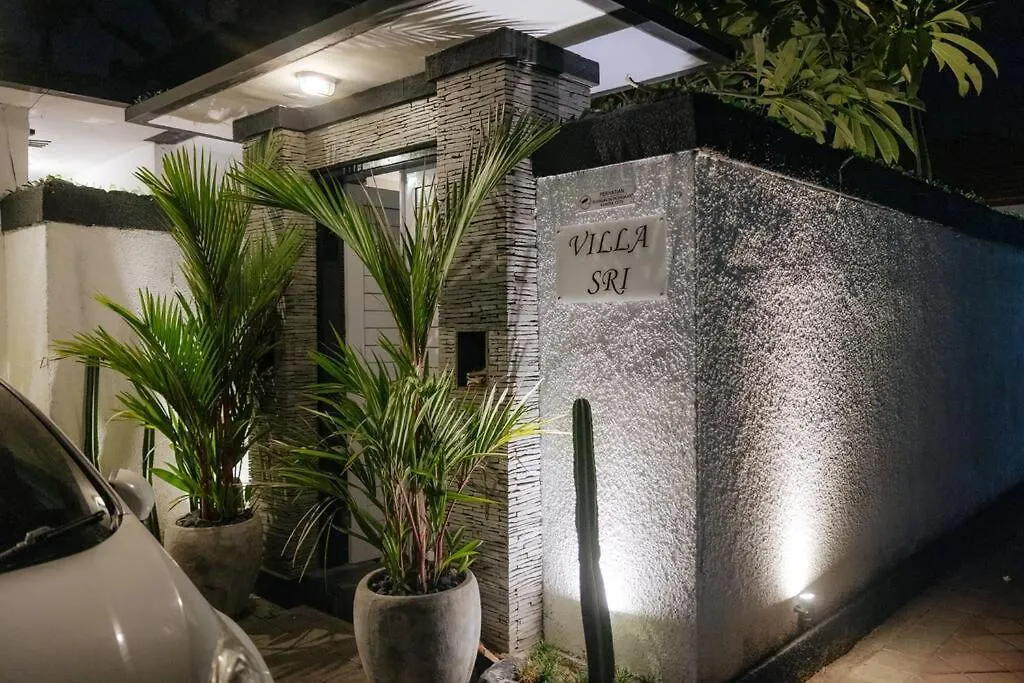 Villa Sri 세미냑